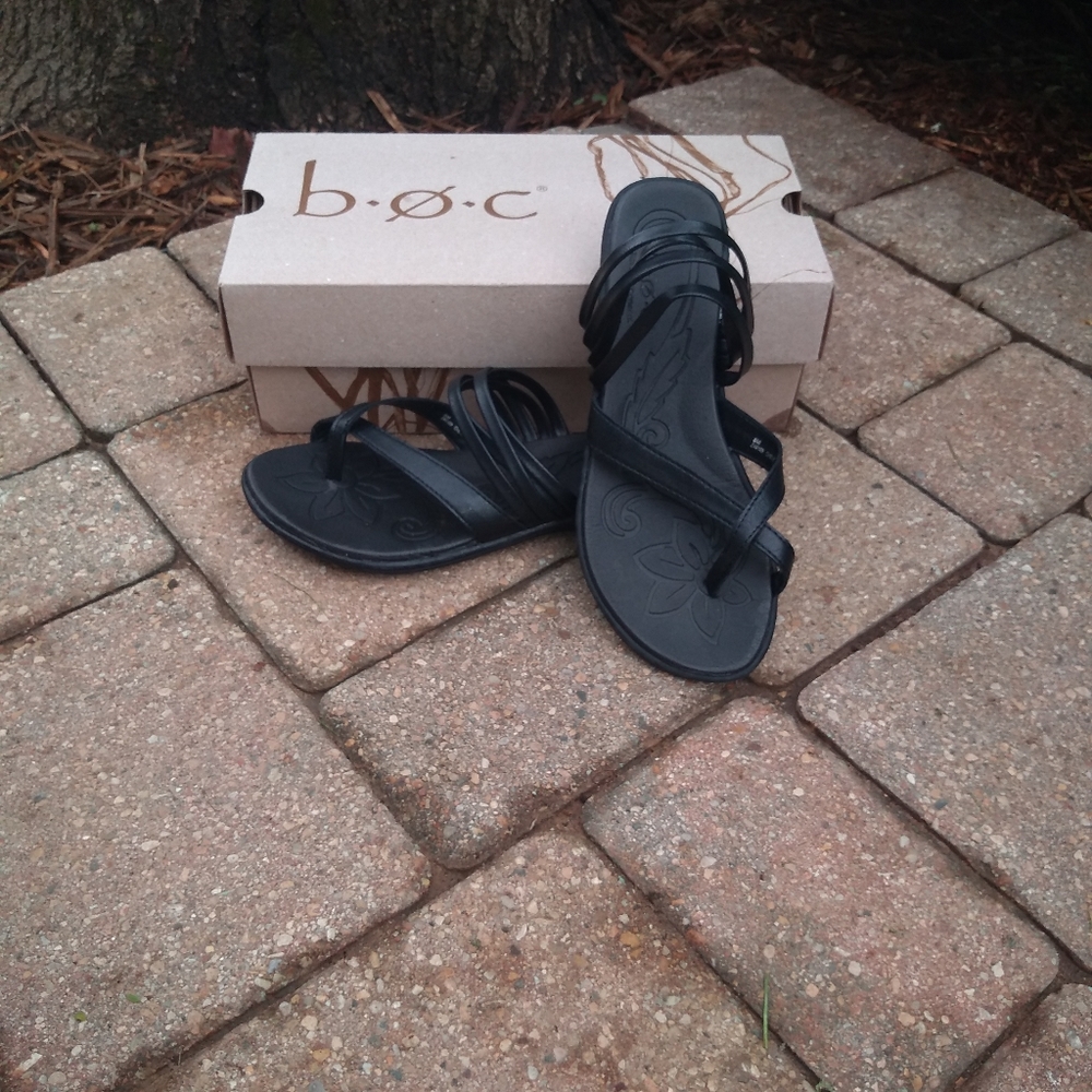 Born BOC sandals 8